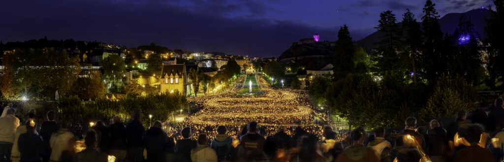 Procession panoramique