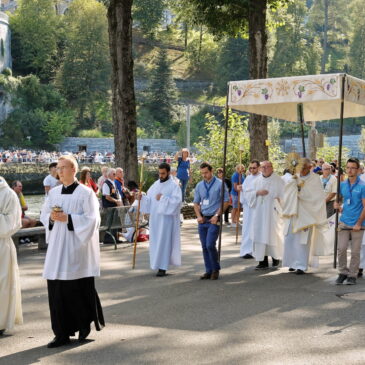 Hochfest des Leibes und Blutes Christi (Frohleichnam) in Lourdes