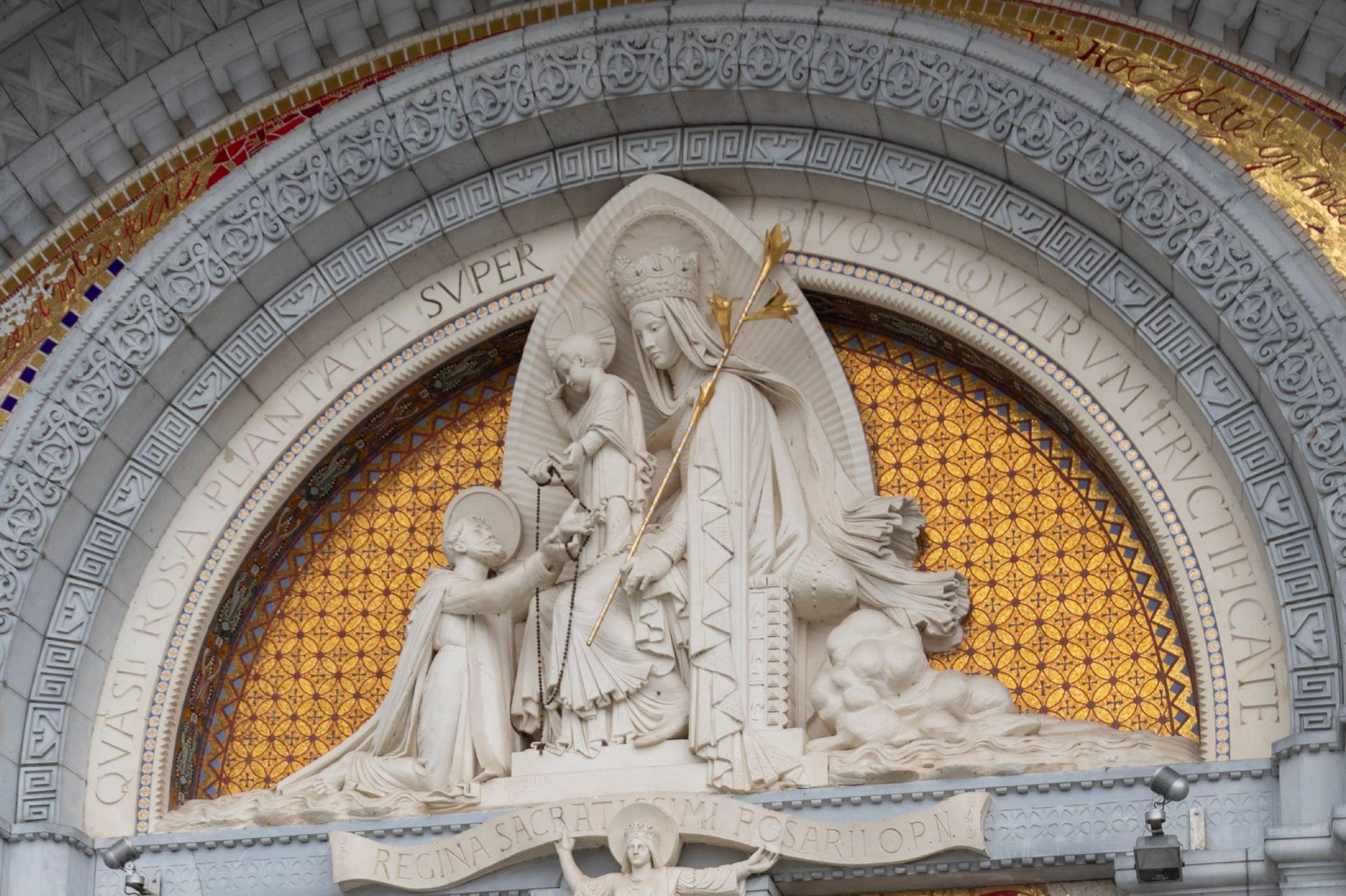 Notre Dame du Rosaire à Lourdes