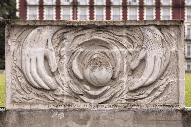 Bas-relief Pax Christi